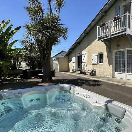 Maison Le Baron 3* Belus