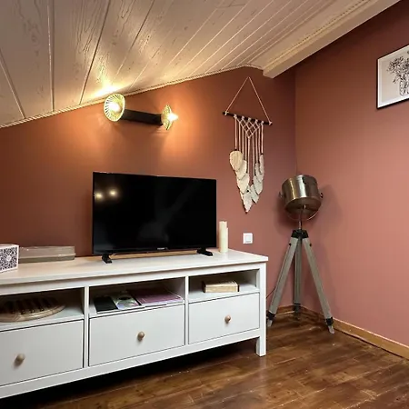 Maison Le Baron 3* Belus